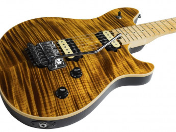 Peavey retoma la producción del modelo Wolfgang diseñado junto a Eddie Van Halen
