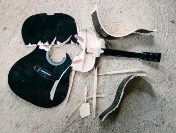 Ante una catástrofe natural, ¿qué guitarra salvarías?