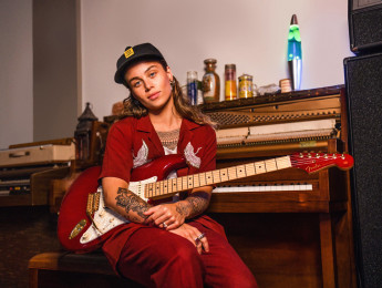 Fender Tash Sultana Stratocaster, la guitarra signature de la guitarrista australiana