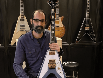 Gibson Richie Faulkner Flying V: primeras imágenes del prototipo