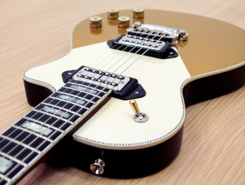 OE-1: Una guitarra diseñada por Orange Amplification y construida por el luthier Jason Burns