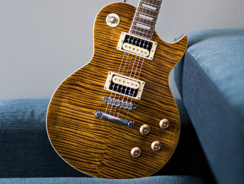 Harley Benton SC-550 II: Una actualización con trastes de acero y nuevas humbuckers Tesla