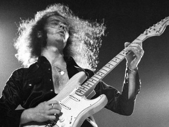El desafío del mes: crea tu versión de "Smoke On The Water"