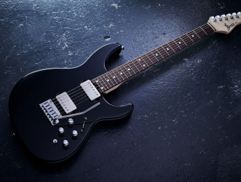 Eurus GS-1: Boss sorprende con una guitarra optimizada para síntesis y Bluetooth