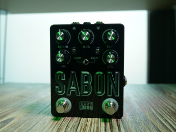 Review de Comodoro Sabón, el pedal de reverb y shimmer inspirado en las costas de Galicia