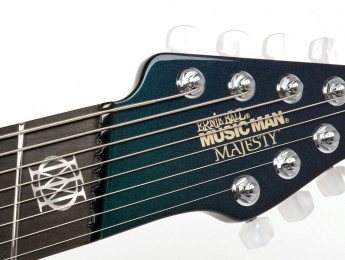 Ernie Ball Music Man Majesty 8, el modelo de John Petrucci con 8 cuerdas y multiescala