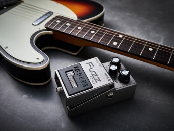 Boss FZ-1W, el nuevo pedal Waza Craft es un fuzz estilo años 60 con transistores de silicio