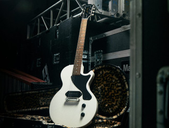 Epiphone Billy Joe Armstrong Les Paul Junior, el modelo signature del frontman de Green Day