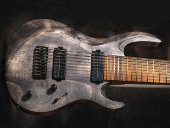 Kiesel 9 String Aries, la primera 9 cuerdas de la marca ha sido diseñada junto a Joshua Travis