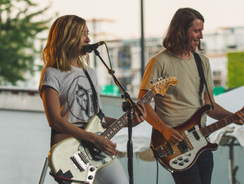 ¿Vale la pena formar un grupo hoy en día?