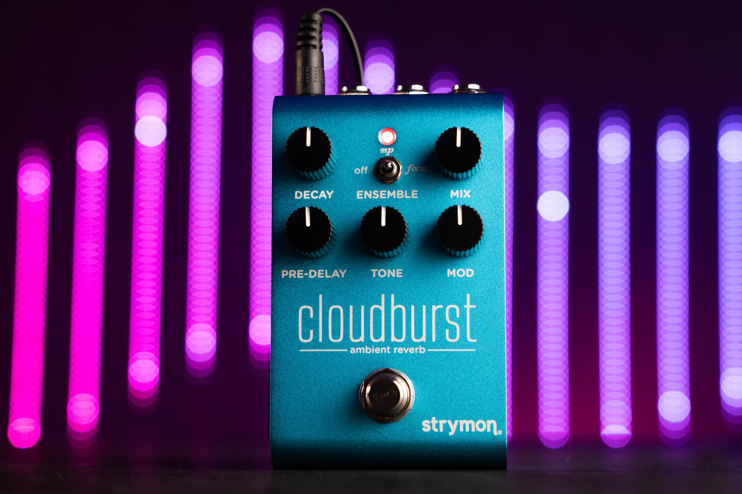 Strymon Cloudburst Ambient Reverb: un pedal con un exuberante