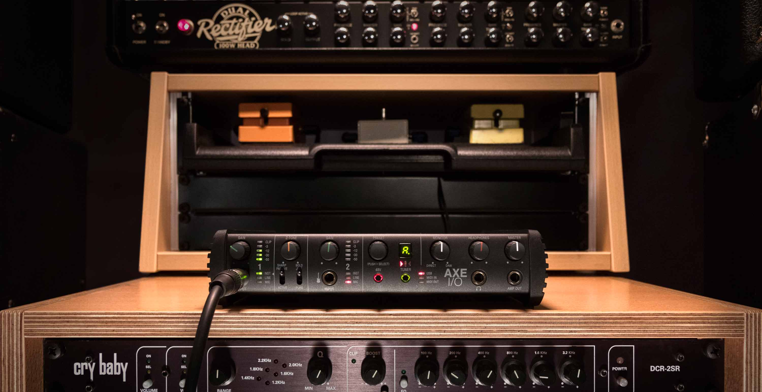 Review de IK Multimedia Axe I/O, interfaz de audio especializada
