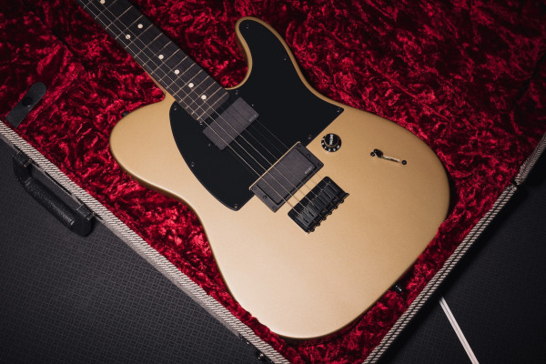 Fender Limited Edition Jim Root Telecaster en Shoreline Gold para el guitarrista de Slipknot